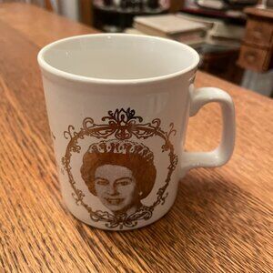 Silver Jubilee of Queen Elizabeth II Commemorative Coffee Cup Mug by Kiln Craft